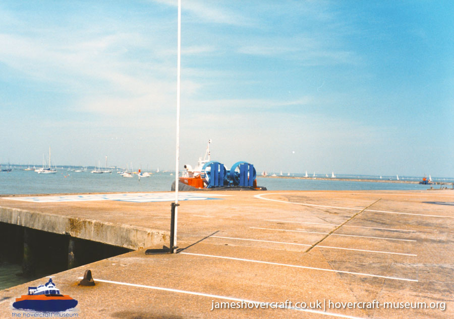 AP1-88 hovercraft promotional day by BHC -  (credit: The <a href='http://www.hovercraft-museum.org/' target='_blank'>Hovercraft Museum Trust</a>).